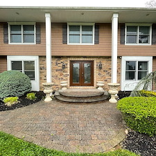 Revitalizing-Middletown-Homes-Specialized-Ipe-Deck-Restoration-Algae-Removal-Window-Wash-Paver-Cleaning 2