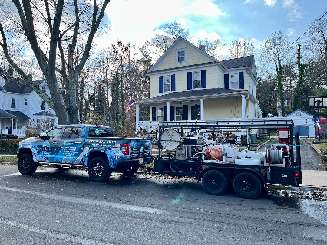 Rumson NJ House Washing: The Science of Safely Cleaning Delicate Painted Siding Thumbnail