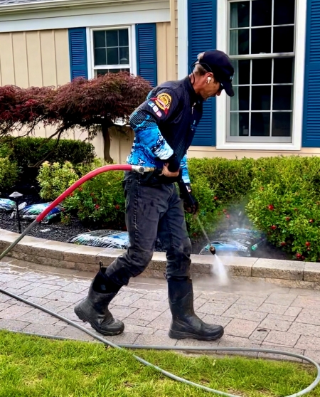 Pressure washing in Colts Neck, NJ